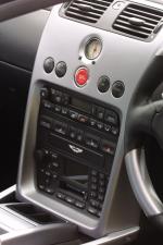 Aston Martin V12 Vanquish 2001 года (UK)